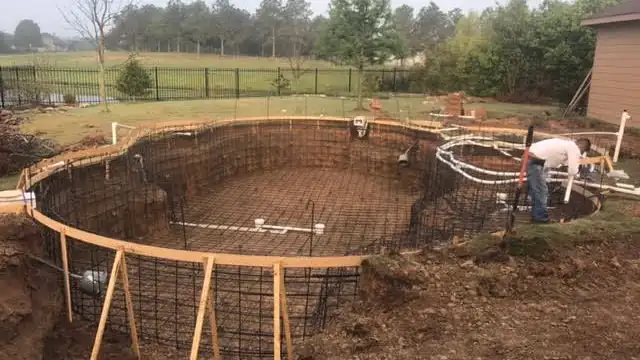 A Wet Pools shell excavated with the steel cage tied and forms set